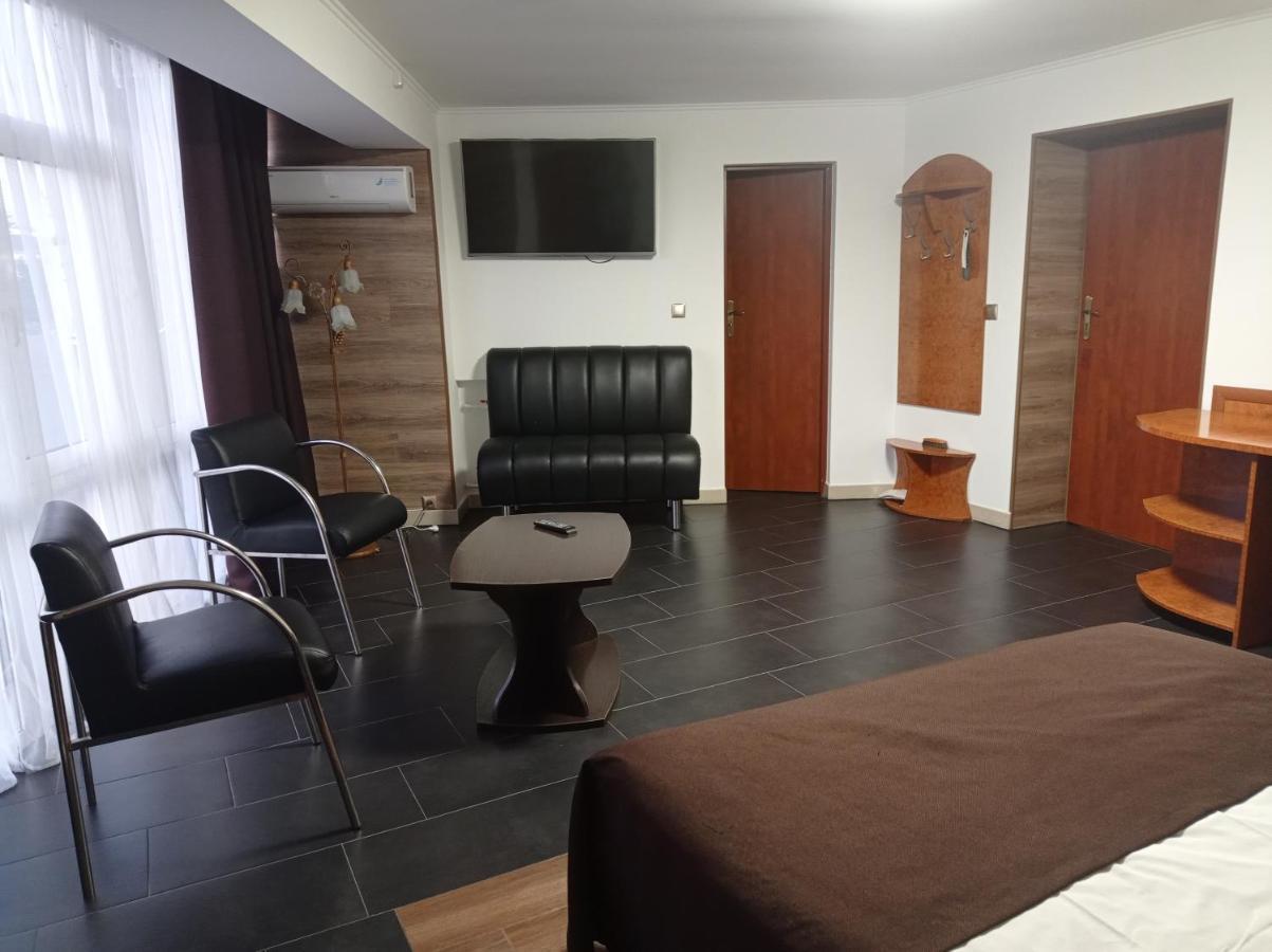 Volyn Hotel Ludmir Volodymyr-Volynsʼkyy Εξωτερικό φωτογραφία