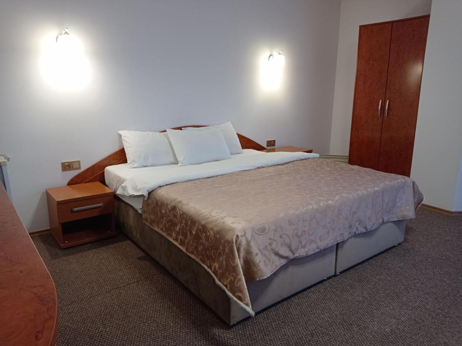 Volyn Hotel Ludmir Volodymyr-Volynsʼkyy Εξωτερικό φωτογραφία
